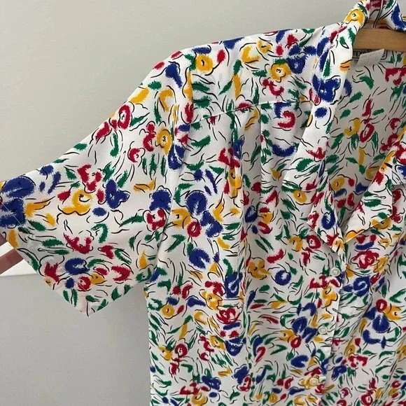 Vintage: Petite Impressions 90s Colorful White Floral Button Up - Size 4 - Picture 3 of 16